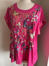 Johnny Was Embroidered Short Sleeve T-Shirt Pink Bohemian Gypsy butterflies L