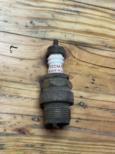 Stationery Engine Spark Plug From The 40s Champion 1 Com