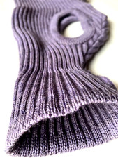 iqo Hundepullover 100% Schurwolle pastellviolett elastisch hell Farbe 40 schmal