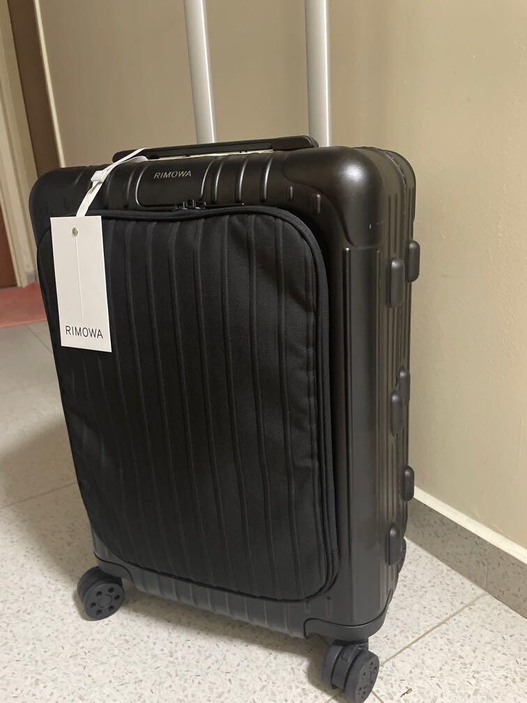RIMOWA Essential Sleeve Cabin Trolley schwarz matt NEU mit