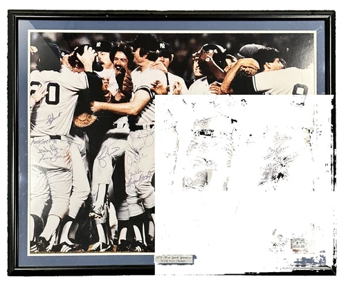 New York Yankees Team MLB Original Autographed Photos
