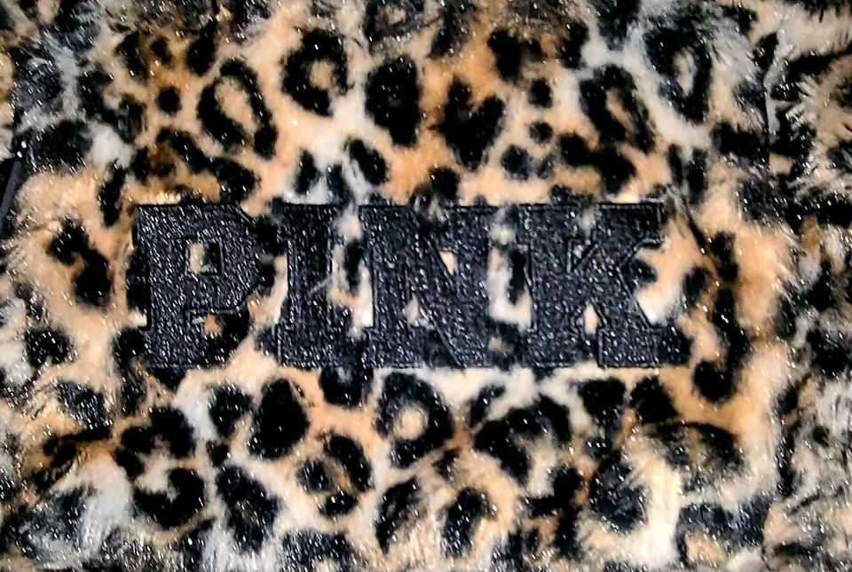 MINI MOCHILA DE PELE DE CHITA ROSA 2019  - Imagem 2 de 4