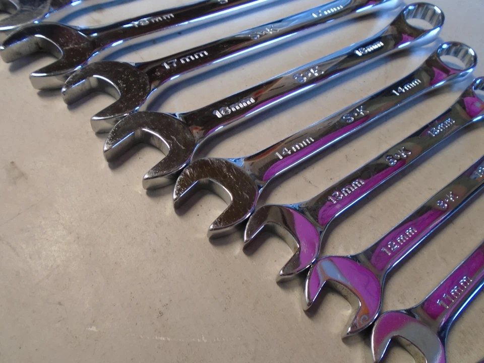 SK Tools USA 14-Piece Metric Combination Wrench Set 7-14mm 16-19mm 21-22mm Foto 3 de 4