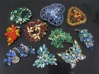 Group of 10 LARGE Vintage COSTUME JEWELRY RHINESTONE BROOCHES