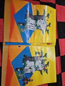 Vintage LEGO 6077 Instruction Manual Castle Forestmen's Crossing Booklet