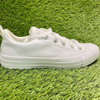 Converse Chuck Taylor All Star Low Boys Size 6Y White Athletic Shoes Sneakers