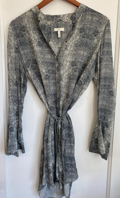 Joie Long Sleeve Dress with Flutter Cuffs ~ Size Small ~ Feels and Looks Amazing