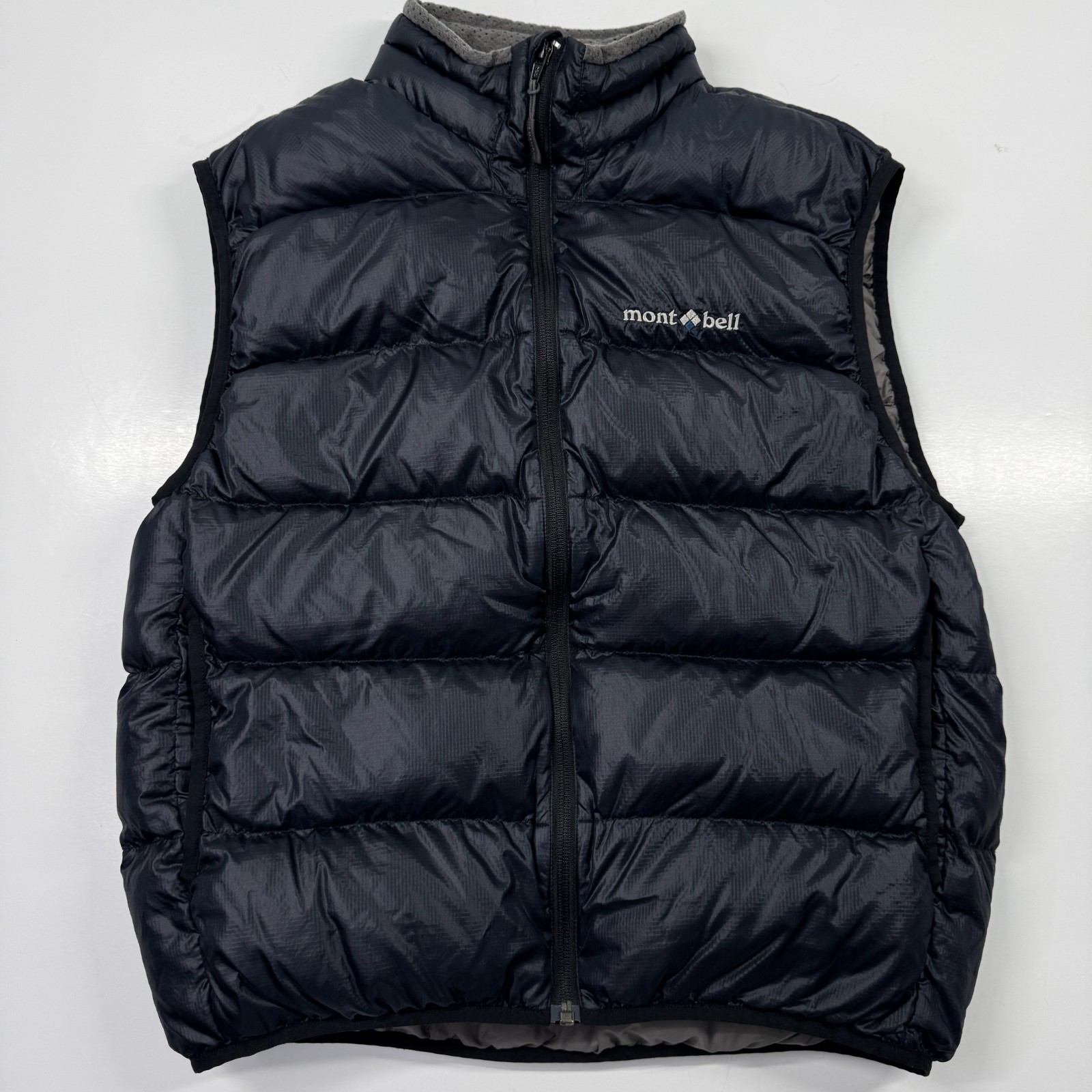 Montbell Down Puffer Vest Jacket Black Lightweight Warm Womens Size Small