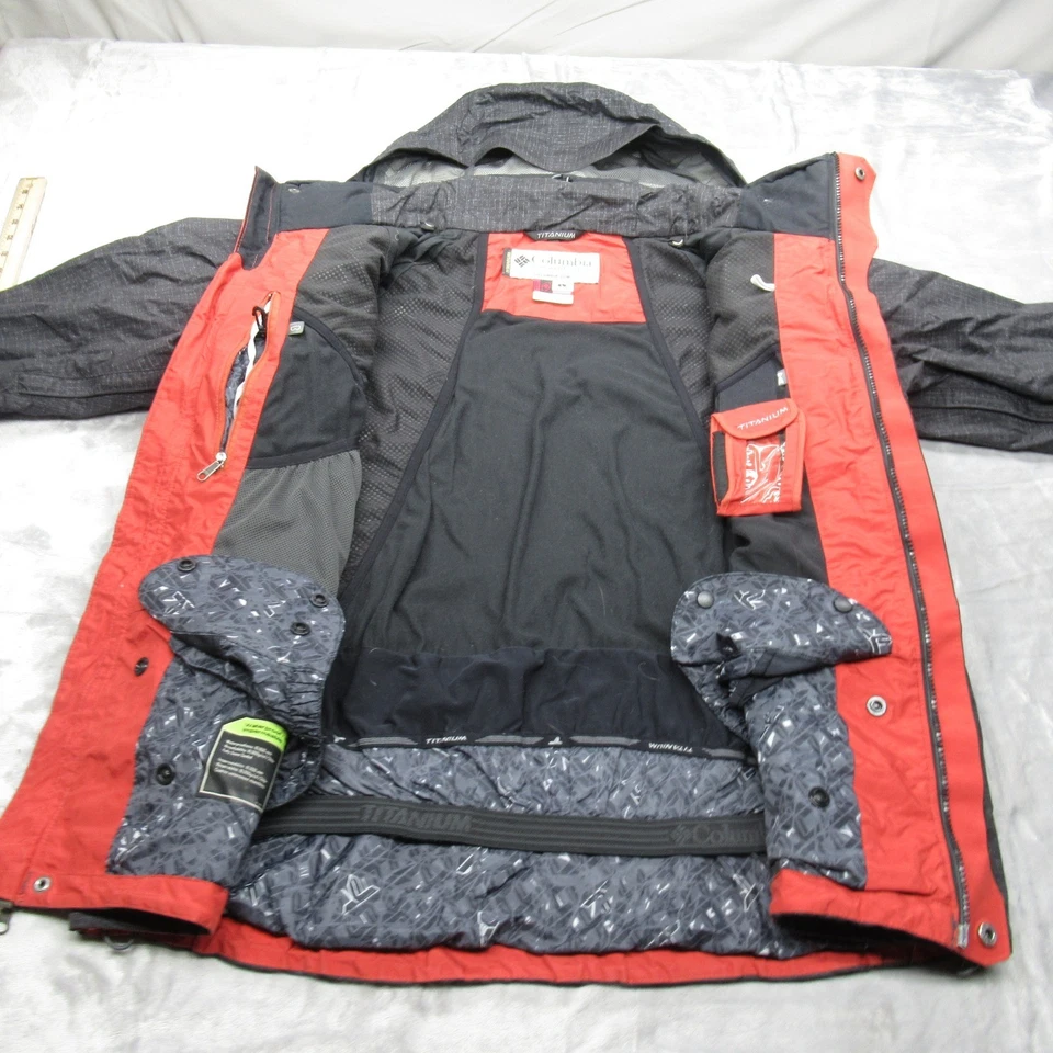 Chaqueta Columbia Hombre Grande Negra Impermeable Aislada Capucha Titanio Cremallera Fosas Nieve Foto 2 de 4