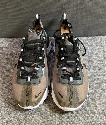 Nike React Element 87 Women s Size 6 Anthracite/Black-White colorway.
