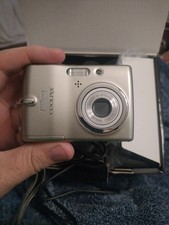 Nikon COOLPIX L11 6.0MP Digital Camera - Titanium Need Fixing