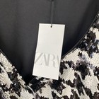 Foto 15 di 17