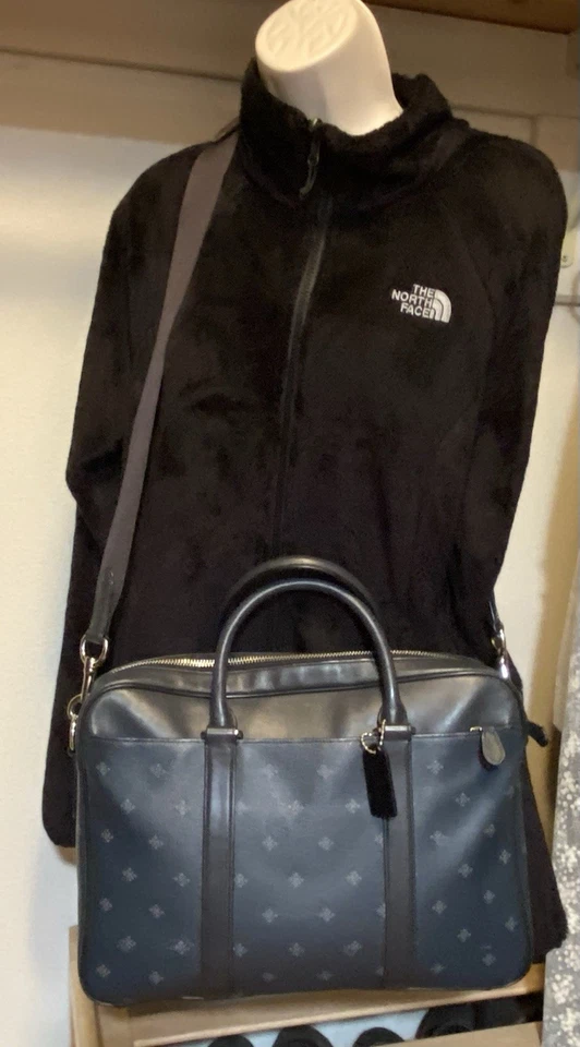 Calzoncillo Coach F27456 Perry Slim Convertible con Estampado de Foulard de Diamante Cuero Azul Foto 4 de 4