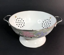 Vintage Farmhouse White Porcelain Metal Pasta Strainer Colander Summer Flowers