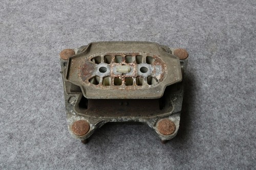 Audi A6 4F Getriebelager Lager Halter Schaltgetriebe 4F0399151AM Getriebestütze