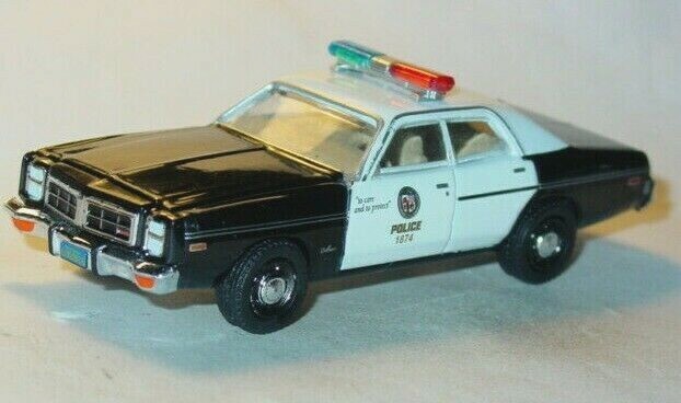 1977 77 DODGE MONACO LOS ANGELES LAPD COLLECTIBLE POLICE CAR