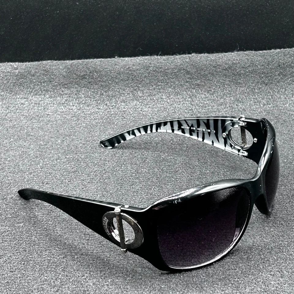 Kenneth Cole Reaction KC1157 Sunglasses Black Frame w/ Gradient Lenses - Used - Image 3 of 4