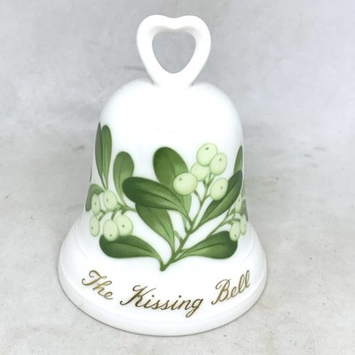 THE KISSING BELL By Noritake Ltd Edition Vincent Lippe Bone China Mistletoe NWOT