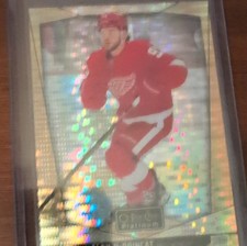2024-25 O-Pee-Chee Platinum Seismic Gold Alex DeBrincat Red Wings #145 /50
