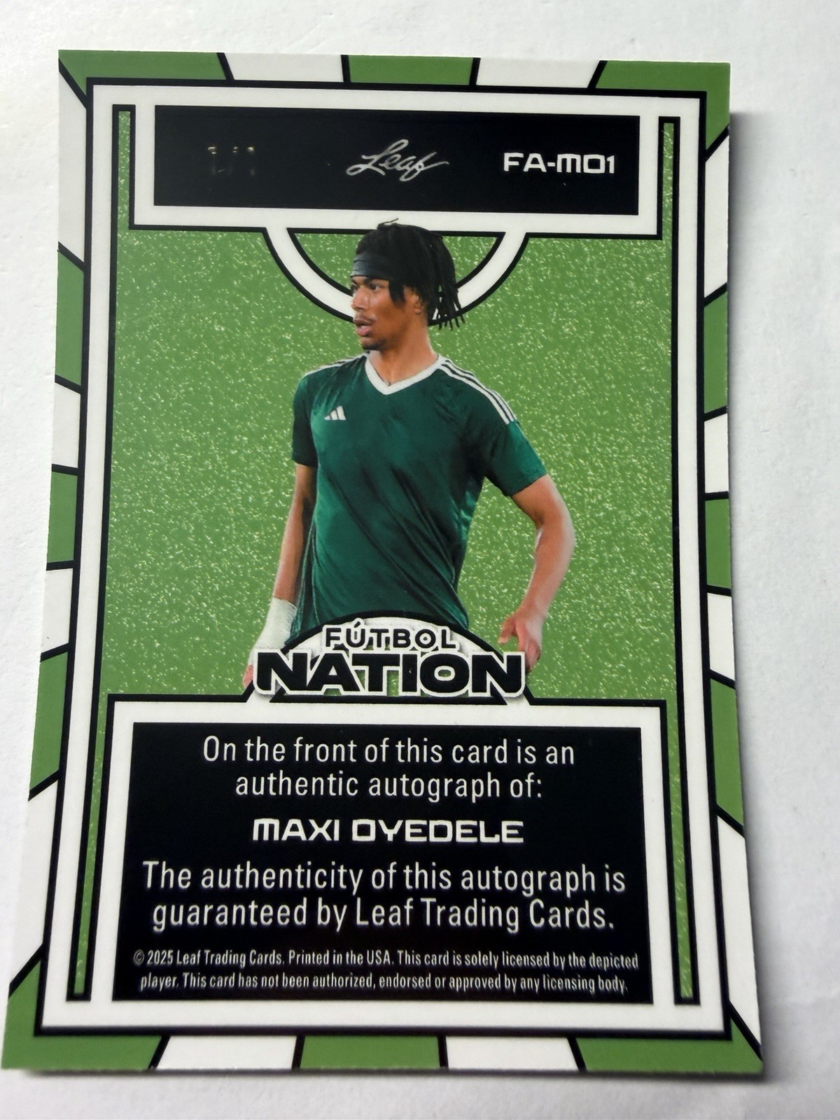 🔥2025 Leaf Futbol Nation MAXI OYEDELE Futbol Nation Soccer Pink 1/1 Auto 1/1 view 2