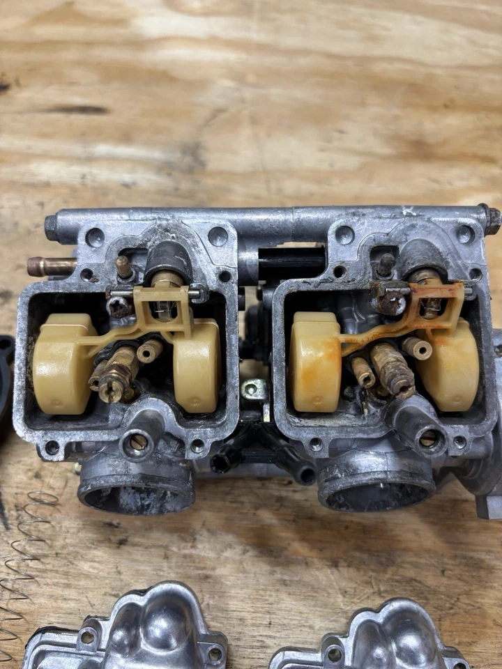 Carburador Kawasaki Brute Force 650 Prairie 650 2002 Keihin CVK Duel Foto 2 de 4