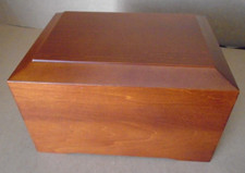Keepsake Wooden Urn for Human/Pet Ash
