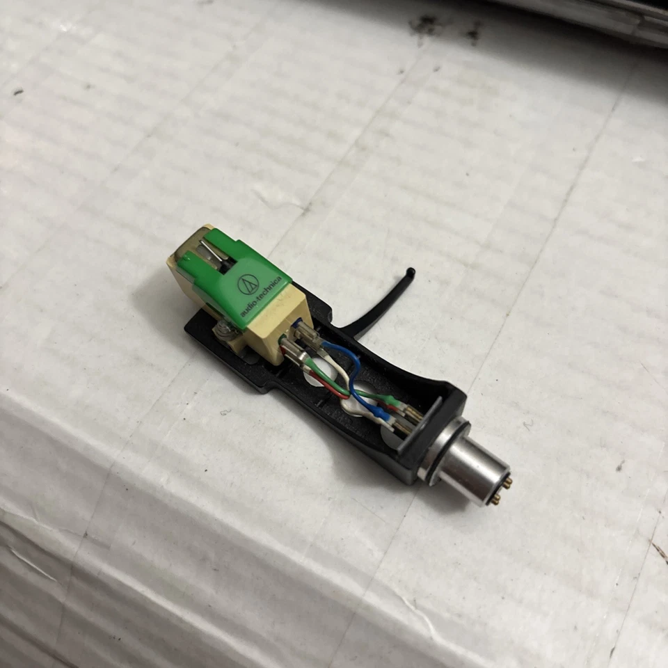 Cartucho y lápiz óptico de equipo original Audio Technica con cabezal para DJ mesa giratoria FUNCIONA Foto 3 de 4