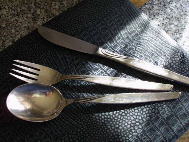 Schönes Silberbesteck- BSF-90 "Sinfonie"- 34-teilig-moderne Form - Bild 4 von 4