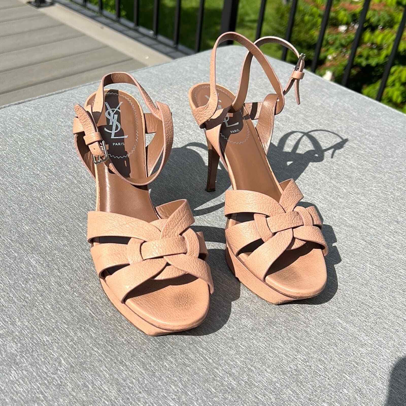 SAINT LAURENT Décolleté tributo nude YSL 39 5 9