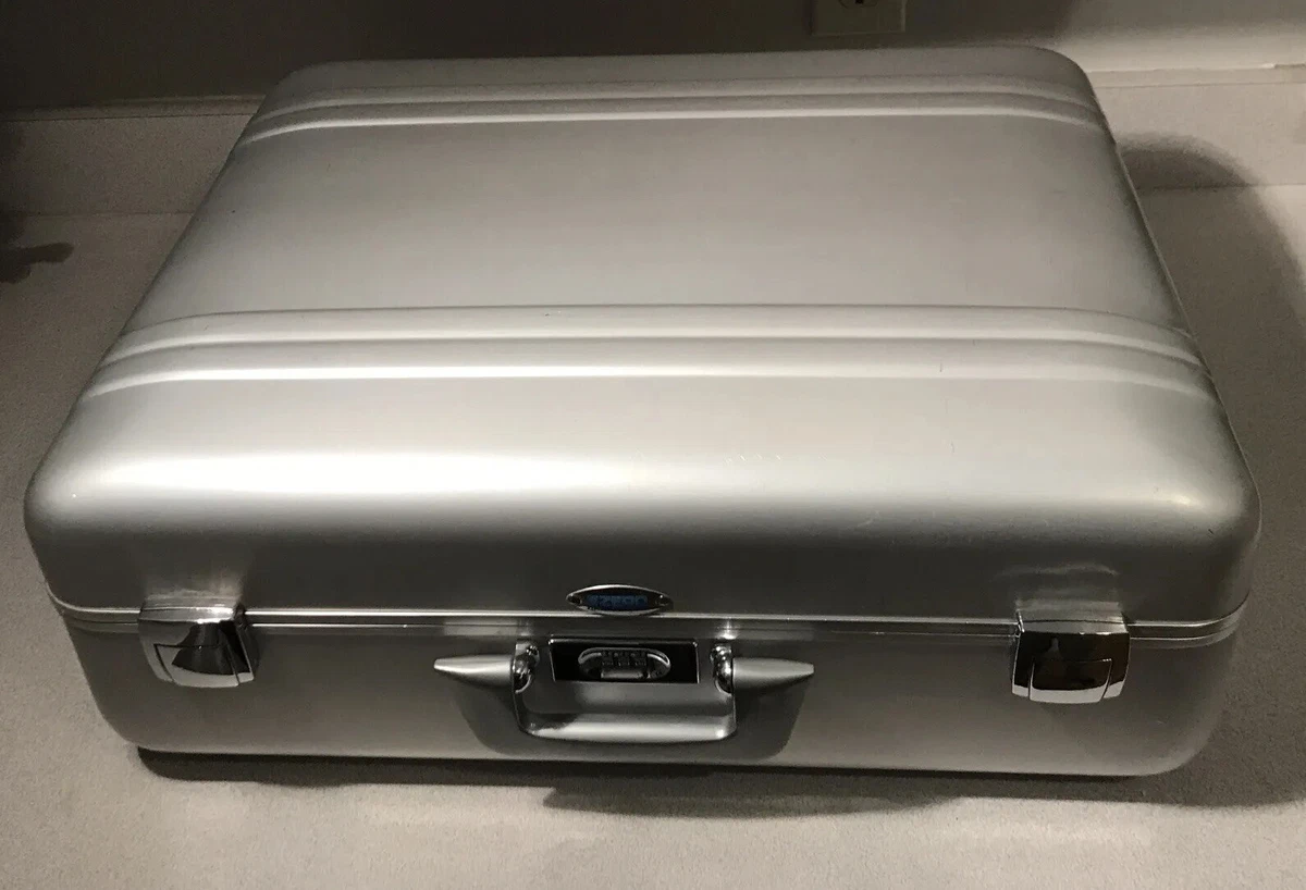 Zero Halliburton Briefcase