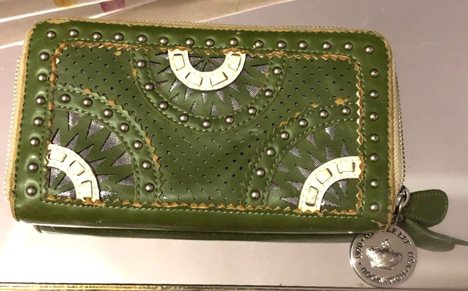 Hermosa Cartera Bolsillo Verde Oliva Multi Compartimento Adornada Cremallera Foto 2 de 4