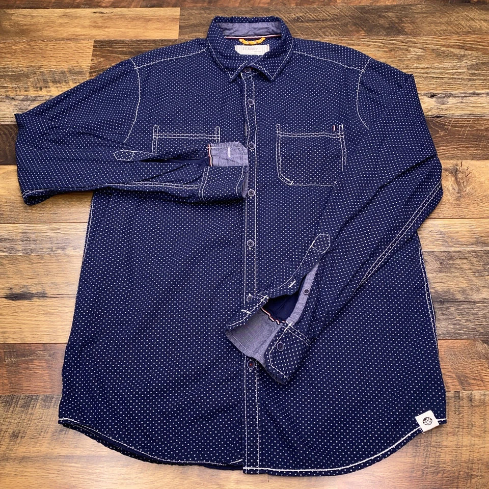 Free Planet Men’s Long Sleeve Roll Tab Double Pocket Stars Navy - Sz M - Image 3 of 4