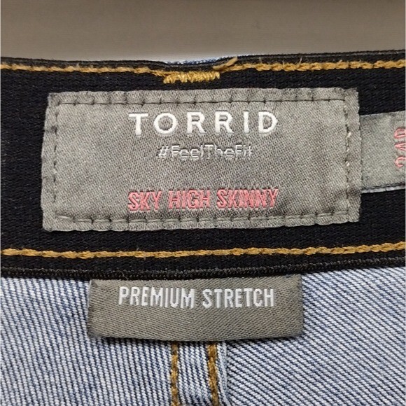 Torrid Bombshell Button Fly Distressed Sky High S… - image 8