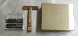 Vintage Mohawk Travel Razor - New Old Stock  Includes Gillette Disposable Blades