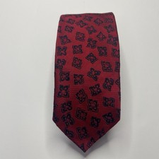 Brooks Brothers Red Fleece Tie 2.5 Inch Red Floral Print Men  s Necktie
