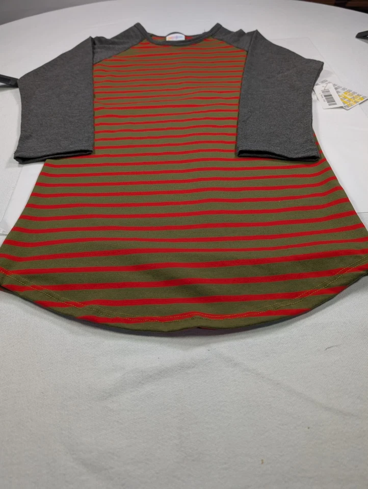 Camiseta Lula Roe Niñas Manga Larga Verde Y Rojo Tira XXS Foto 3 de 4