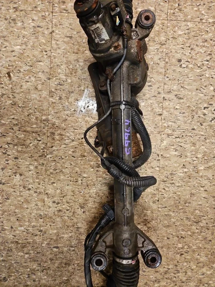 2013-2014 Subaru XV Crosstrek Steering Gear Power Rack and Pinion Foto 3 de 4