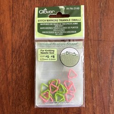NEW Clover Triangle Stitch Markers Small Knitting Size 5-8, 16 pcs, Item 3149