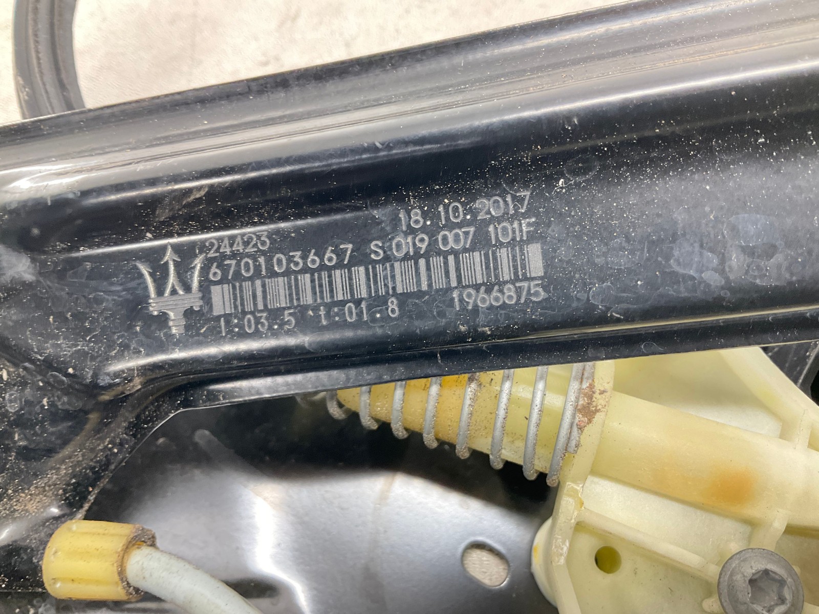 16 MASERATI Ghibli Rear Left Door Window Regulator w/ Motor OEM CM