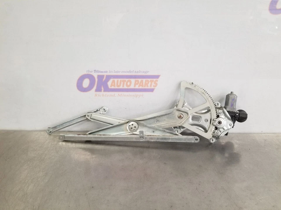 12 2012 TOYOTA FJ CRUISER FRONT DOOR ELECTRIC WINDOW REGULATOR RIGHT PASSENGER - Image 2 of 4
