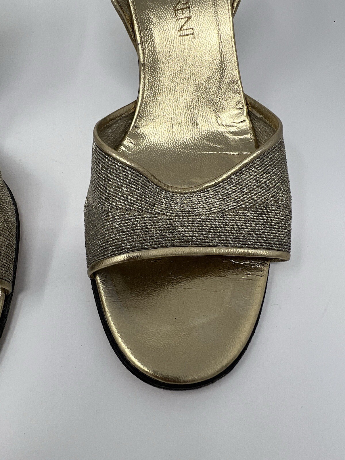 Tacchi Yves Saint Laurent YSL maglia oro slingback taglia 9 M 39 40 pelle Italia