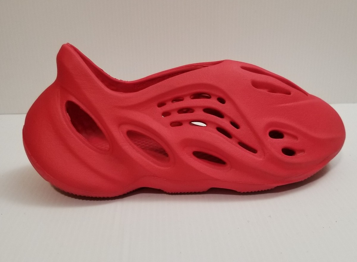 MISMATCHED Adidas Yeezy FOAM RNNR Runners Vermillion Red Size L6