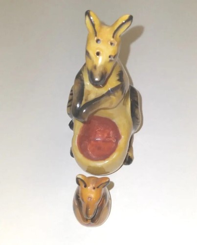 Nesting Kangaroo Salt And Pepper Shakers Vintage Kangaroo & Joey Japan - Picture 3 of 11