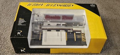 K-Line Operating Starlite Diner K-42404 ~ O Gauge ~ NEW IN BOX ~ our Item # M10