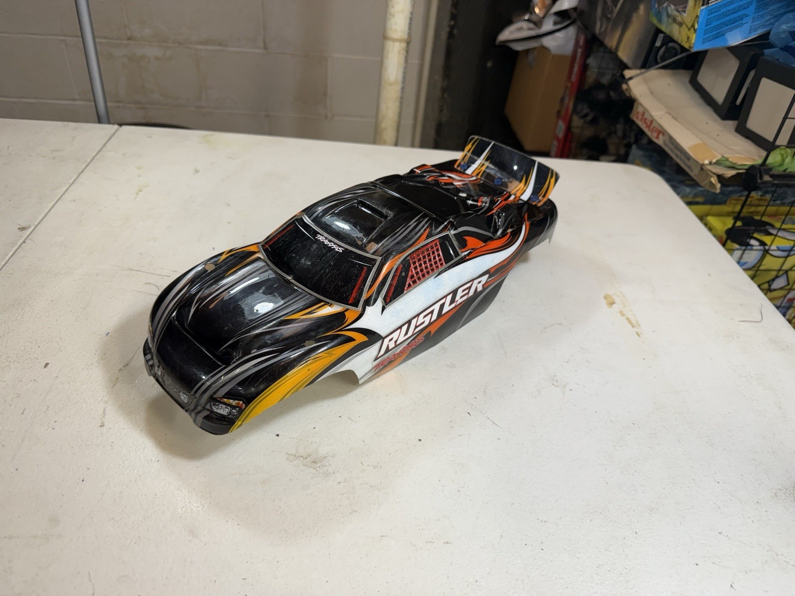 Traxxas Rustler Body Black