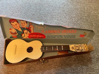 Vintage 1950s  Arthur Godfrey Flamingo Emenee UKE Player UKULELE with Snap On!