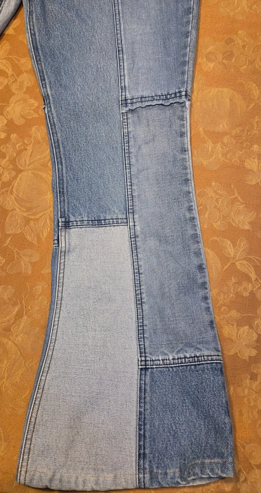 Pantalones de mezclilla acampanados vintage Y2K años 90 Mudd tiro bajo retazos talla 11 Foto 3 de 4