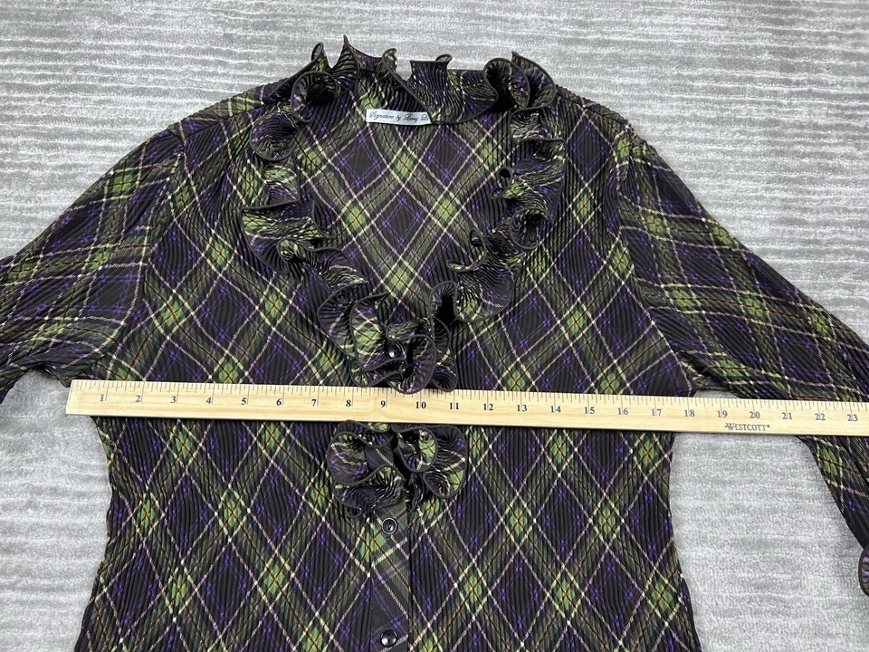 Top Signature By Larry Levine para mujer mediano a cuadros acordeón con volantes Foto 4 de 4