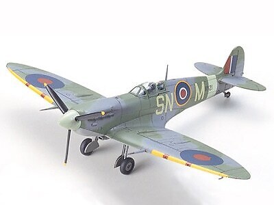 Tamiya Supermarine Spitfire Mk.Vb/Mk.Vb TROP 1:72 Scale Model Kit 60756 - Picture 1 of 1