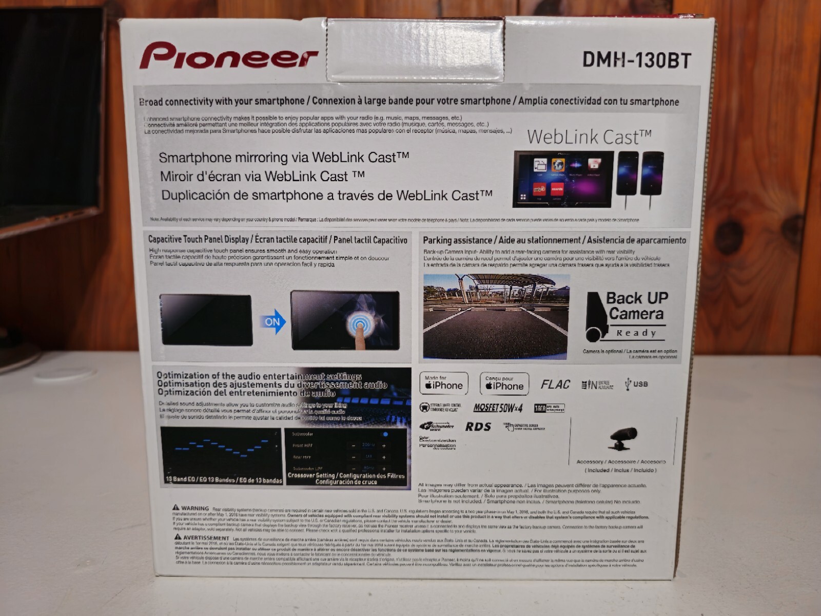 Pioneer DMH130BT Double Din 6.8
